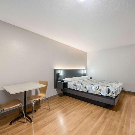 Motel 6-Laredo, Tx - North I-35 エクステリア 写真