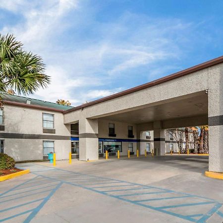 Motel 6-Laredo, Tx - North I-35 エクステリア 写真
