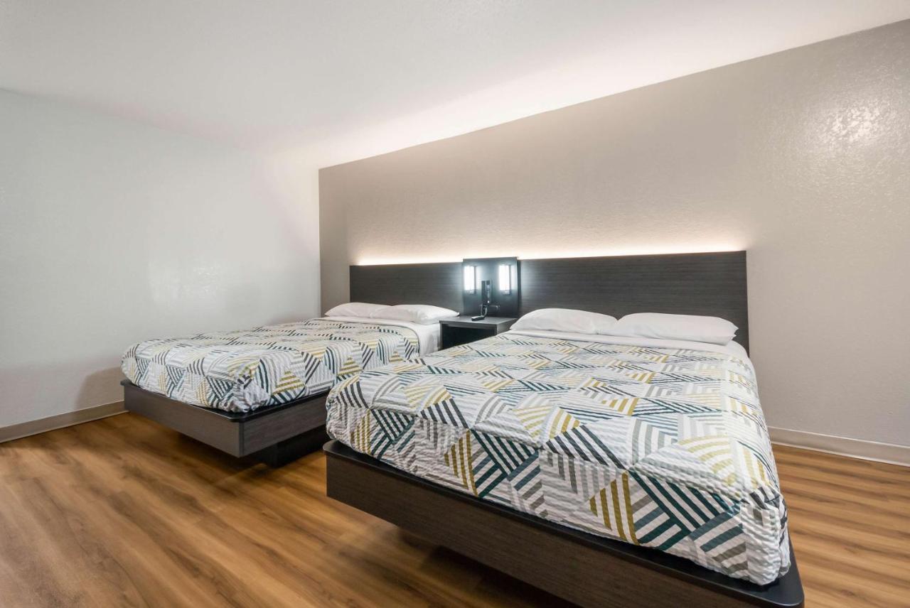 Motel 6-Laredo, Tx - North I-35 エクステリア 写真