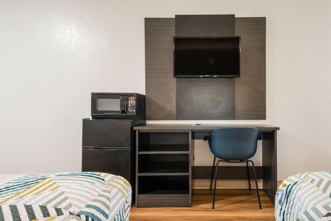 Motel 6-Laredo, Tx - North I-35 エクステリア 写真
