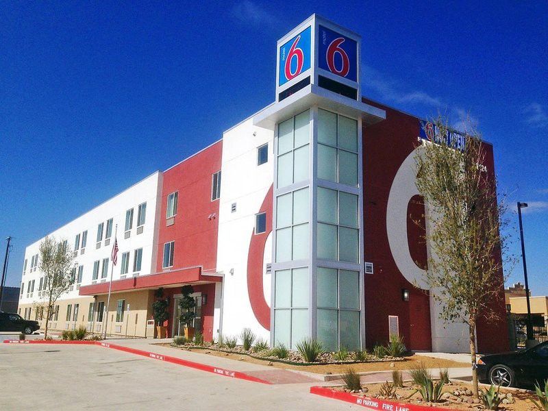 Motel 6-Laredo, Tx - North I-35 エクステリア 写真