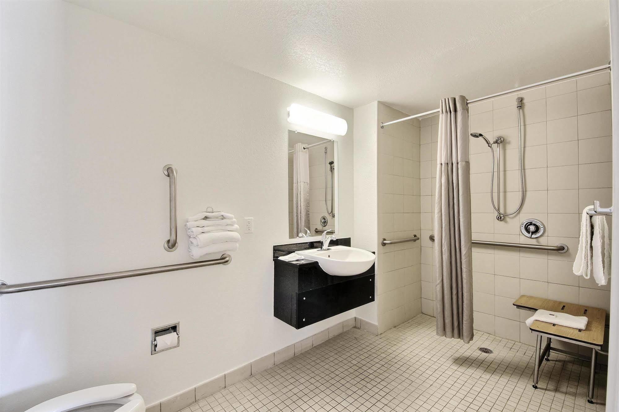 Motel 6-Laredo, Tx - North I-35 エクステリア 写真