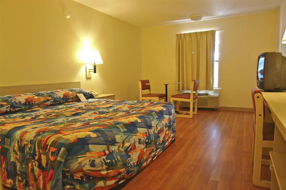 Motel 6-Laredo, Tx - North I-35 部屋 写真